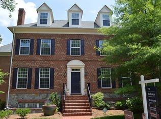 3903 Chain Bridge Rd, Fairfax, VA 22030