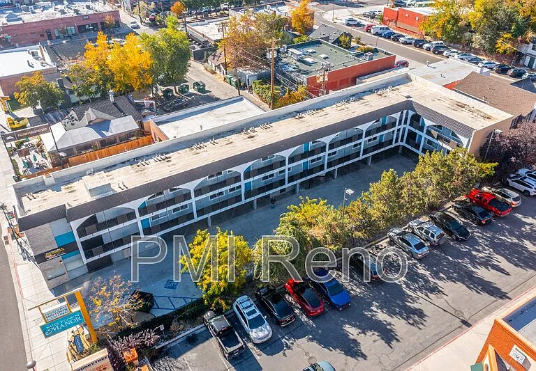645 S Virginia St #9 — Photo 2