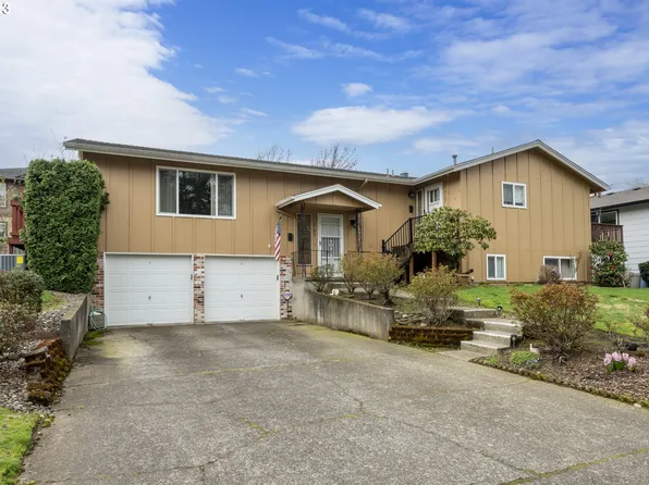 2160 NW 14th St, Gresham, OR 97030