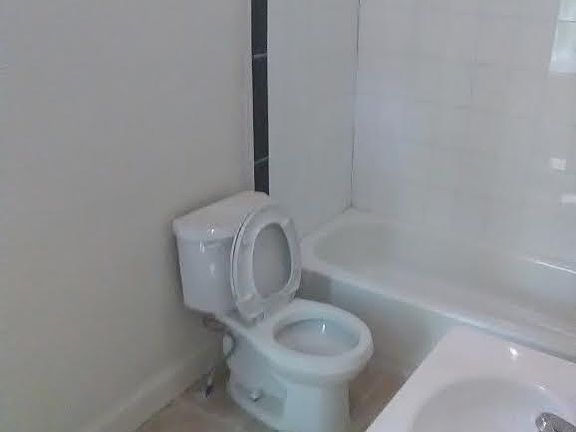 4th image of 1410 N 52nd St #1