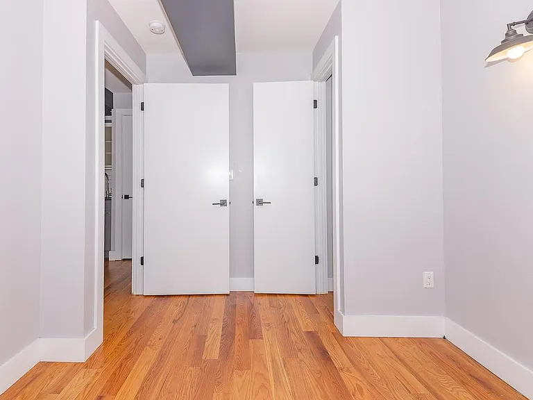 180 Lenox Rd #5C — Photo 11