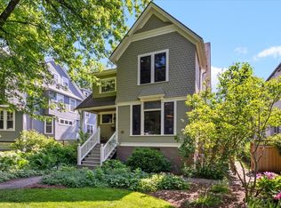 1805 Wesley Ave, Evanston, IL 60201