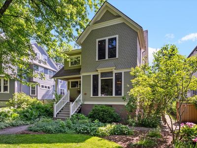 1805 Wesley Ave, Evanston, IL, 60201
