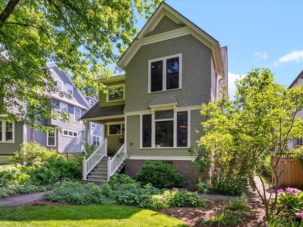1805 Wesley Ave, Evanston, IL 60201
