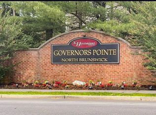 2 Kingston Run, North Brunswick, NJ 08902