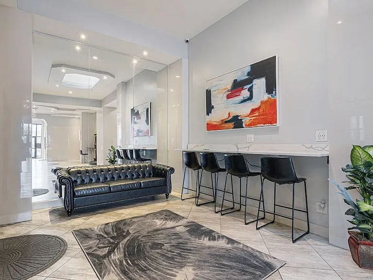 The Legacy HB at Clarendon Park — Photo 27