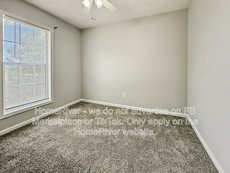 11876 Plantation Pkwy — Photo 18