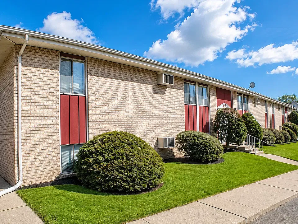 2419 Central Ave #9