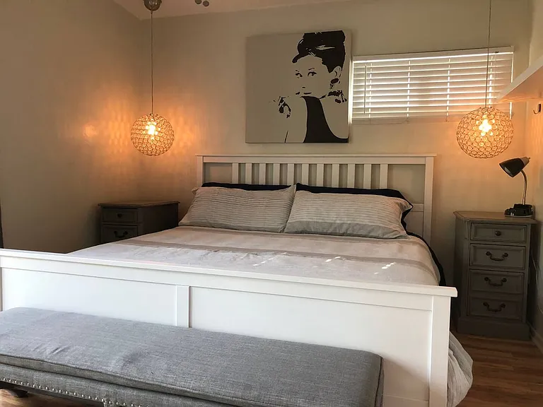 2055 Albatross St — Photo 34