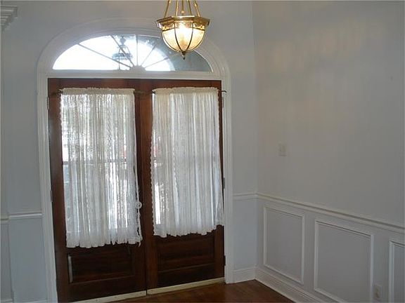 4th image of 143 Portrush Dr