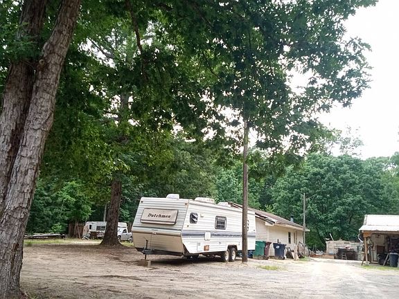 2nd image of 3000 Nennig Ln