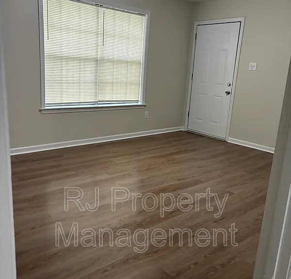 4352 Ann Arbor Ln — Photo 8