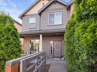 18450 Shadow Ridge Way, Oregon City, OR 97045