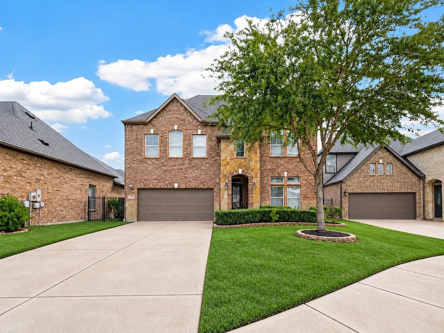 3 bed, 3.0 bath, 3029 sqft, $3,600 — Photo 1