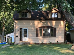 846 S Center St, Geneseo, IL 61254