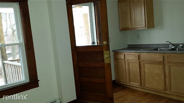 Rear/ kitchen door