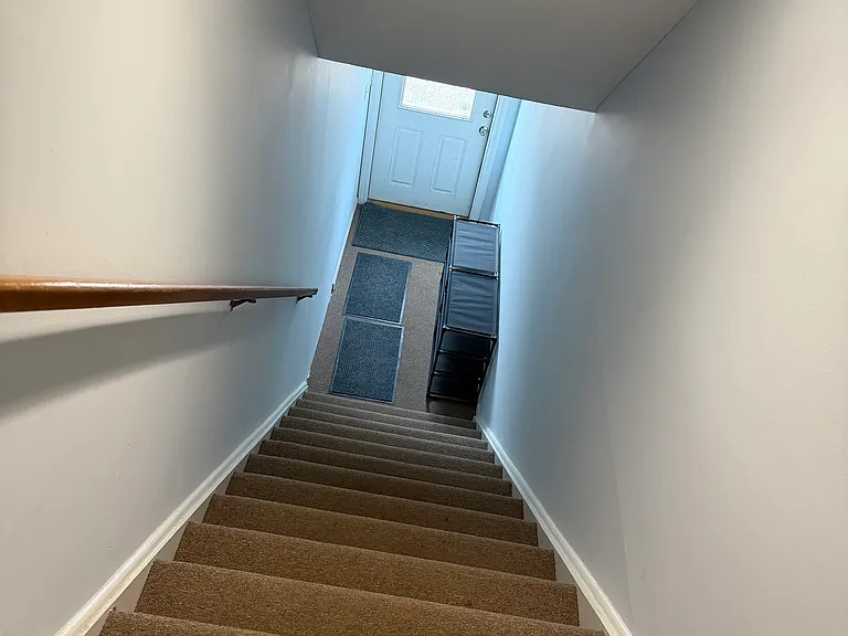 28 Adams Dr #2 — Photo 16