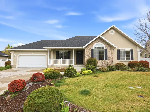 4530 W Downing Dr, Cedar Hills, UT 84062