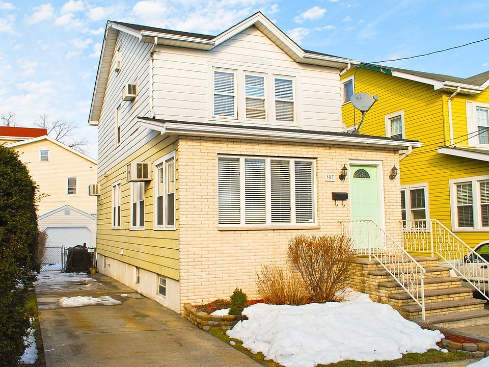 For Sale: 387 Pleasant Avenue, Cliffside Park, New Jersey 07010