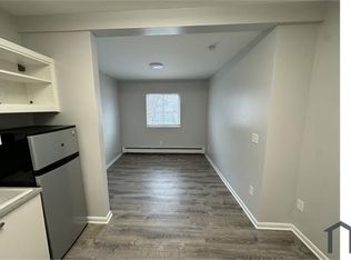 129 Weed Ave APT 1, Stamford, CT 06902