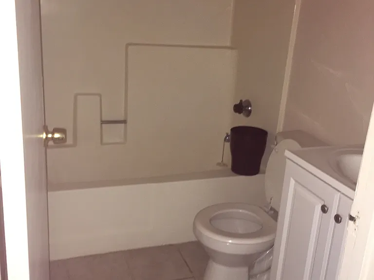158 S Willow St #3 — Photo 8