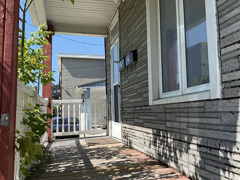 315 Parkdale Ave #B — Photo 15