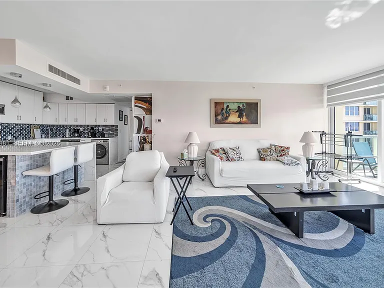 2501 S Ocean Dr #1535-AVAILABLEAUG15 — Photo 1