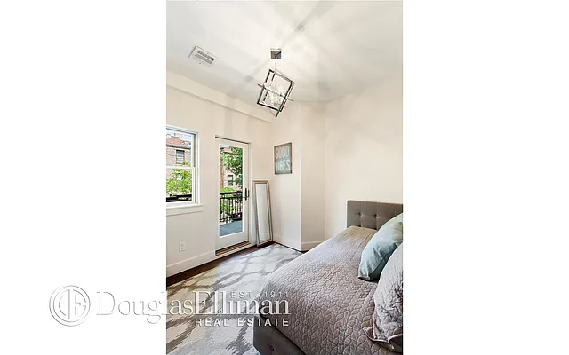 Sold by Douglas Elliman | media 13