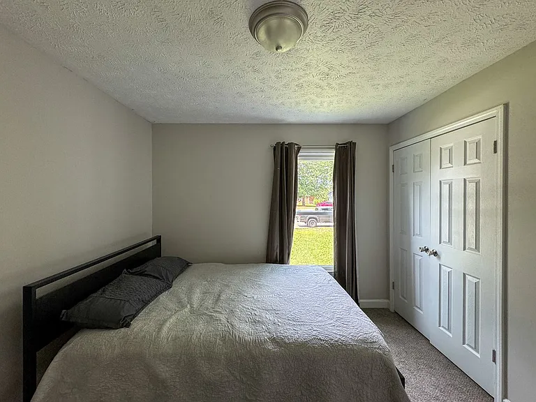 1025 Rim Rd — Photo 10