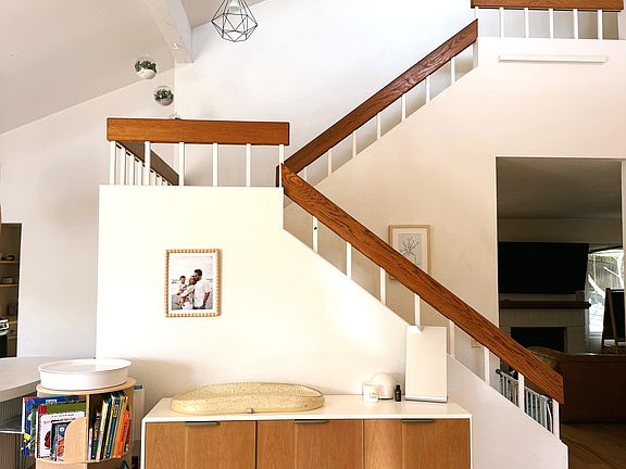 5th image of 7923 La Capela Ln
