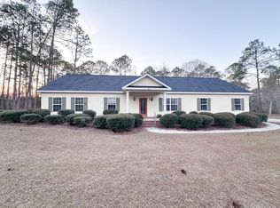 444 Aiken Cir, Lyons, GA 30436
