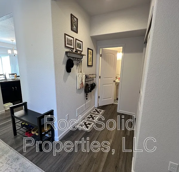 1716 Kade Ct — Photo 5