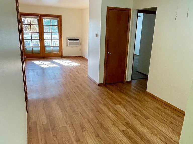 501-505 Mulberry Dr E #509 — Photo 6