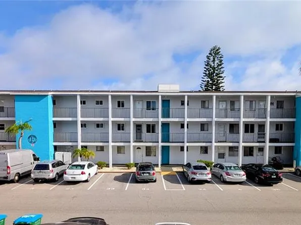 2309 Canal Dr #F4, Bradenton, FL 34207