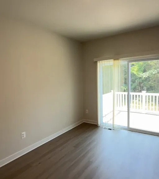Dining/Breakfast room with Deck