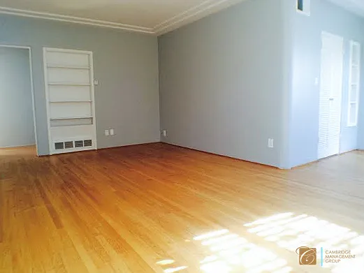 3422-24 Albert St — Photo 12