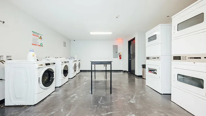 Rented by Nooklyn NYC LLC | media 30