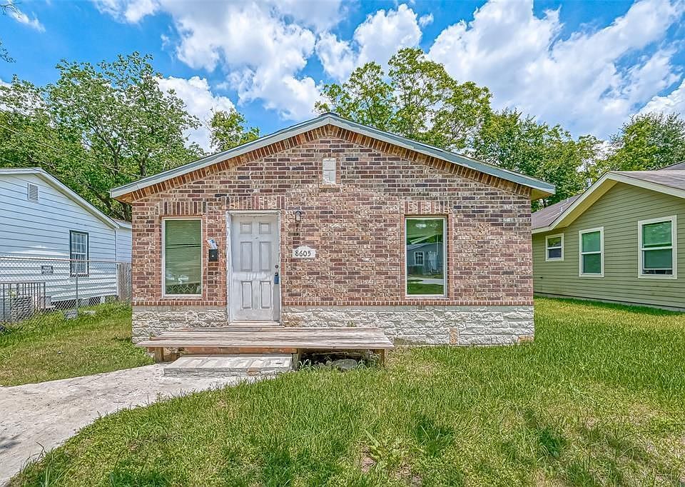 1st image of 8605 Dosia St