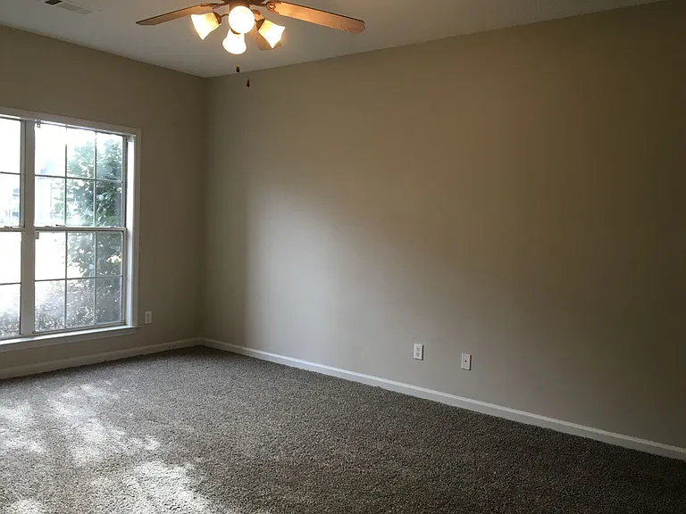 5307 Day Lily Dr — Photo 17