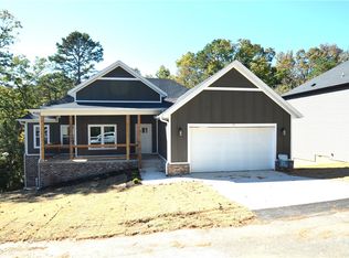 6 Shifnal Ln, Bella Vista, AR 72714