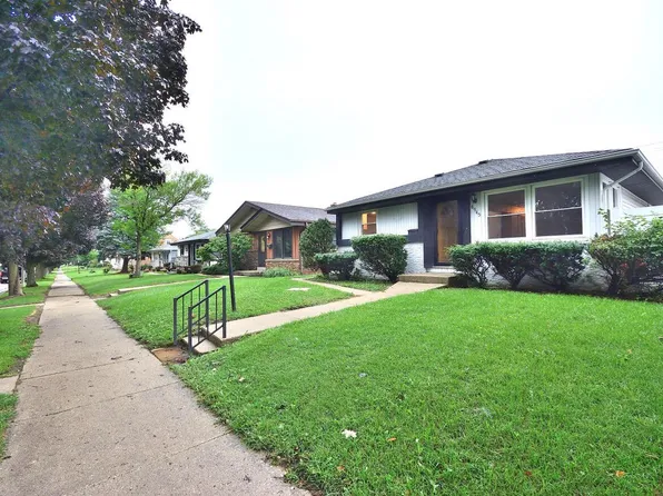 8945 W Herbert AVENUE, Milwaukee, WI 53225