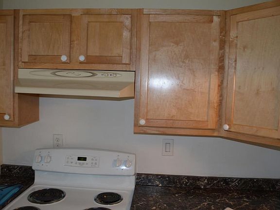 4th image of 114 W Saint Catherine St APT F