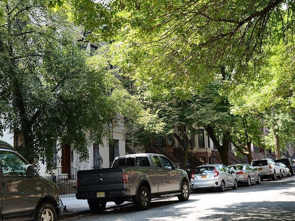 1st image of 448 Sterling St #12
