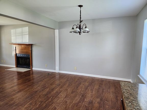 3rd image of 1219 Marla Dr