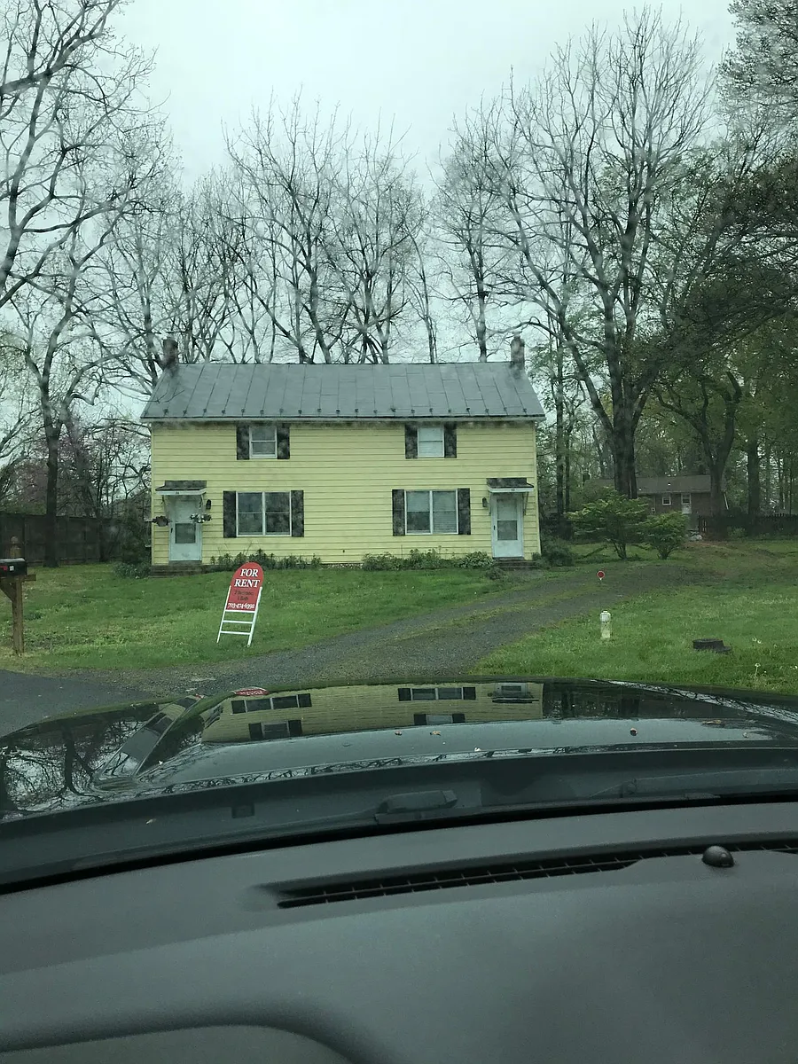 Building Photo - 9 Burke Cir #B