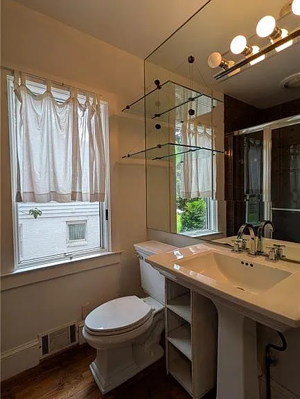 4300 Rickenbacker Way NE — Photo 20
