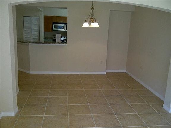 4th image of 144 SW Peacock Blvd APT 23-102