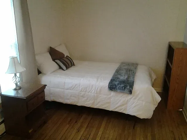 Apartment #2- Bedroom2