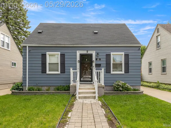 3419 Woodside St, Dearborn, MI 48124