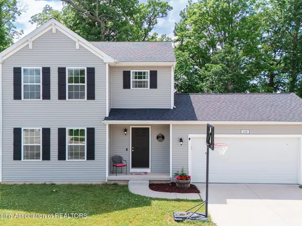 1118 River Oaks Dr, Dewitt, MI 48820